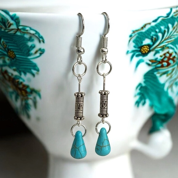 5 For $25💫Boho Mexico Turquoise Teardrop Dangles Earrings - Picture 1 of 3